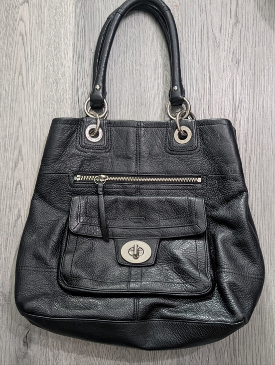 Coach Handbags - Vintage Coach Hampton Turnlock Tote Black Pebbled Leather Y2K Shoulder Bag Large